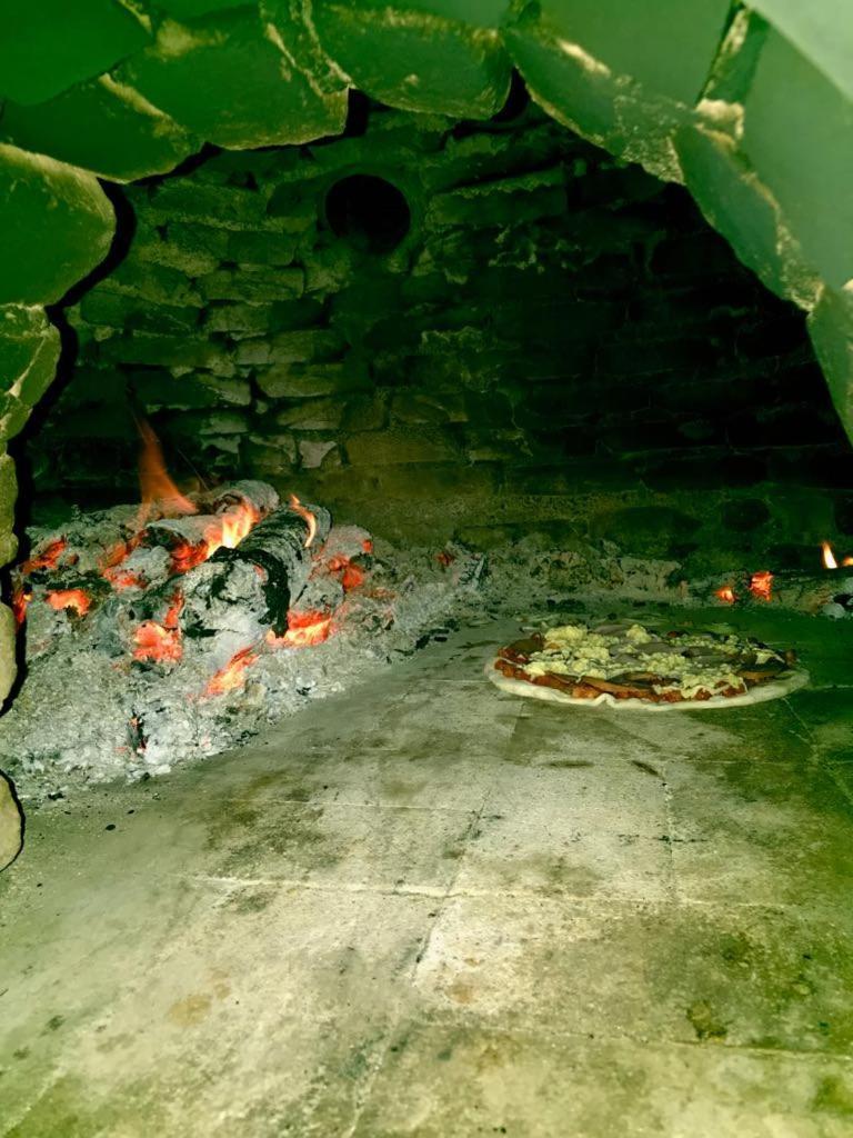 Pousada Recanto Dos Pinheiros Pilar do Sul Exterior foto